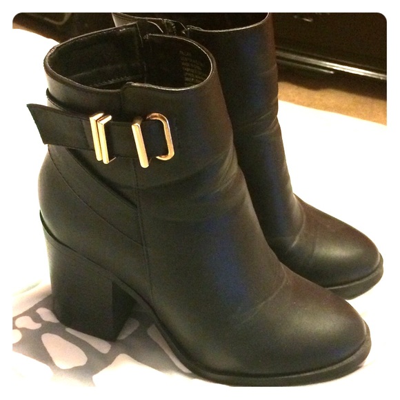 Black Boots