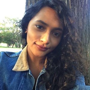 Meet your Posher, Razeia