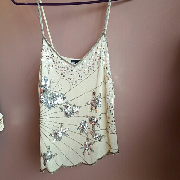Wet Seal Tops - Beaded tank top