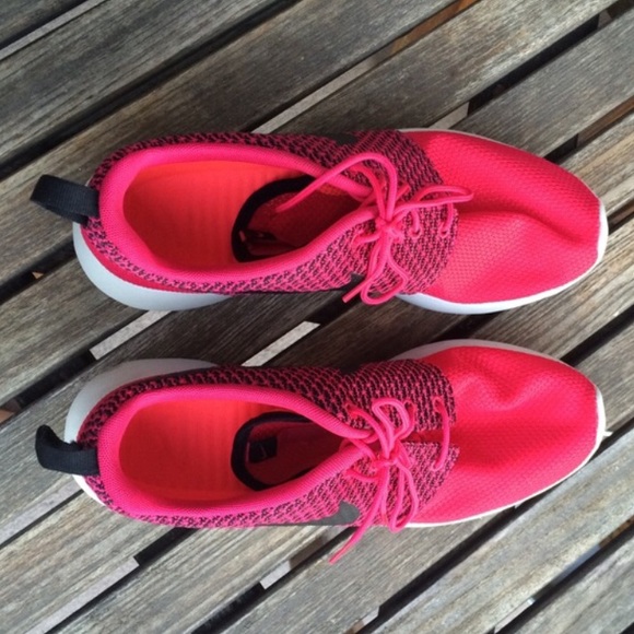Nike men roshe run