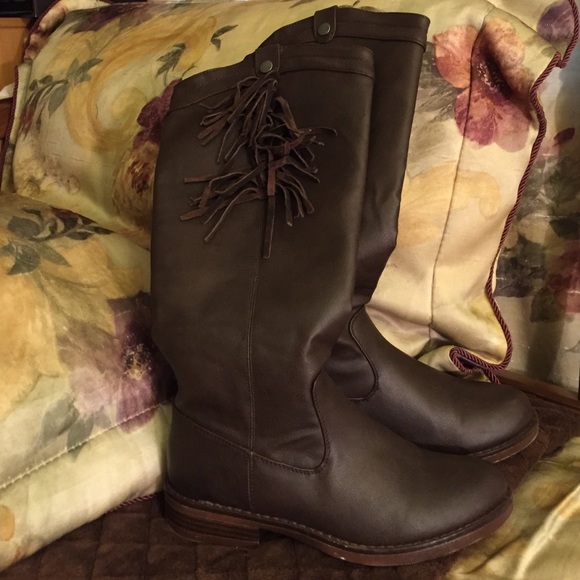 Brown boots