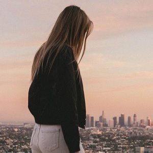 Meet your Posher, Camille