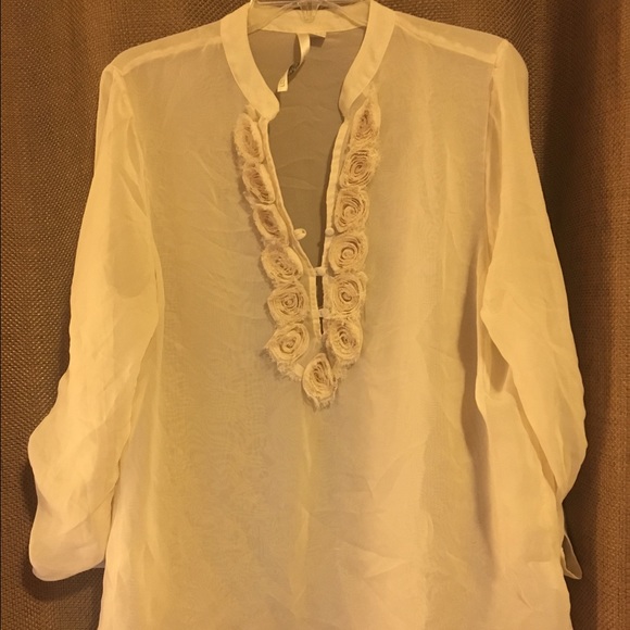 Cream Lauren Conrad Blouse w Floral Decor
