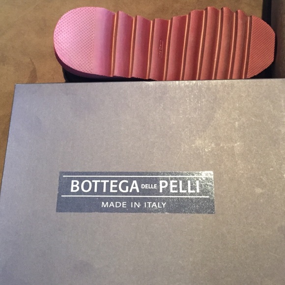 Bottega delle Pelle made in Italy lace up boot - Picture 3 of 4