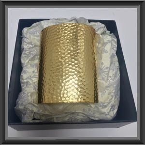 ✨ Hammered gold cuff statement bracelet ✨