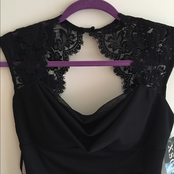 Black dress/new - Picture 2 of 3