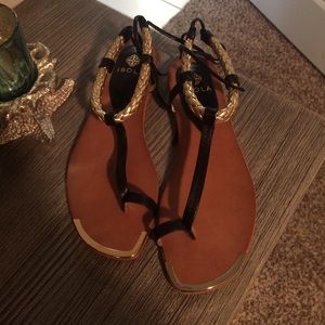 Isola sandal
