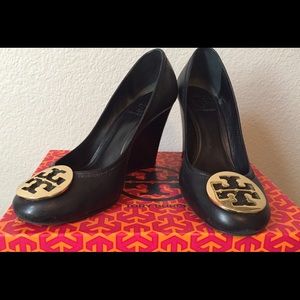 Tory Burch "Sophie" Wedge size 9