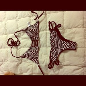 REVISIBLE STRING BIKINI (never worn)