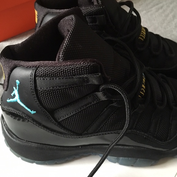 Sold - Picture 3 of 3