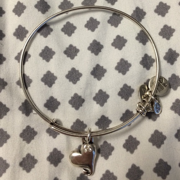 Alex & Ani Cupid's heart bangle bracelet