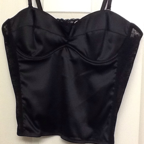 Lace top size LG