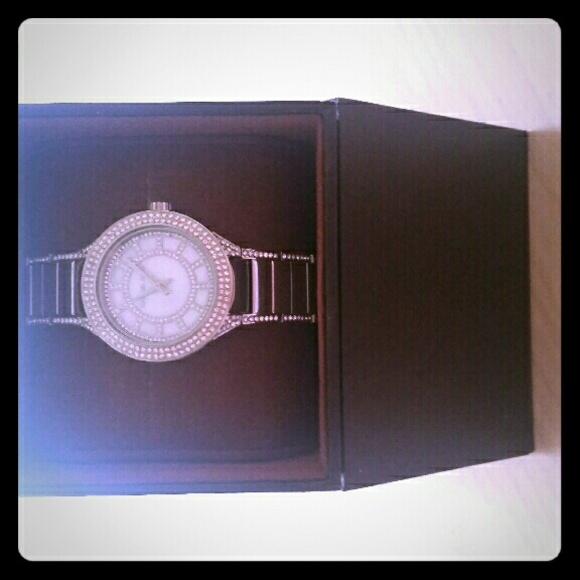 Michael Kors Kerry Mini Pave Silver tone watch