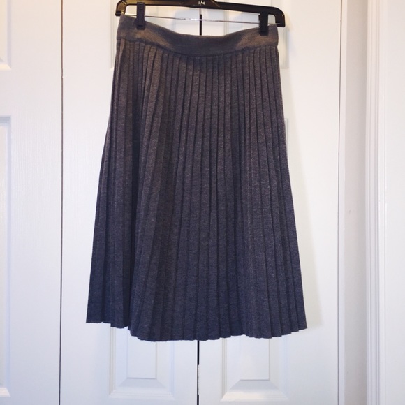 Zara Full Pleated Skirt