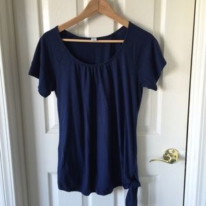 Old Navy Maternity navy blue shirt