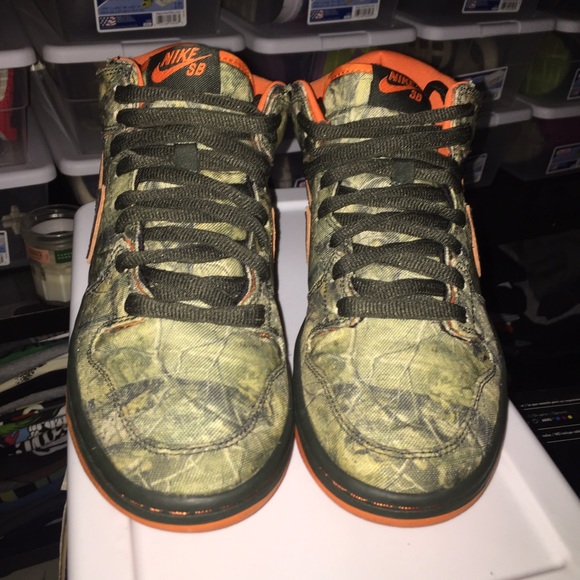 NIKE SB CAMO