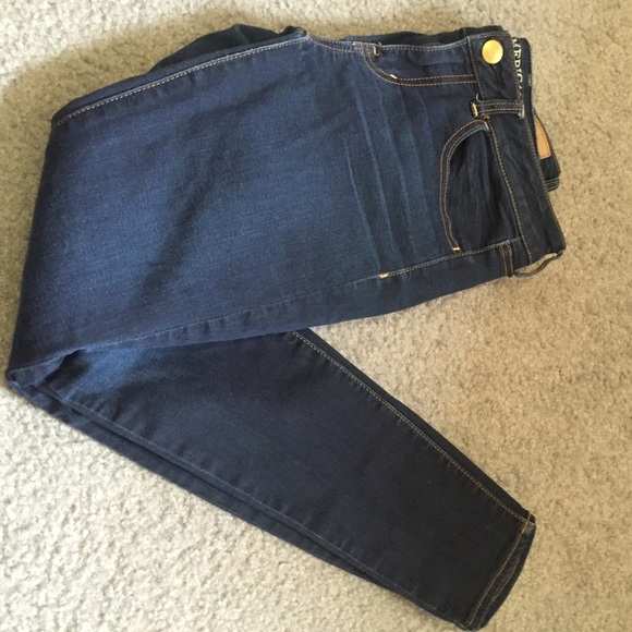 Size 6 American eagle jeggings!