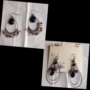 Two pairs of earrings