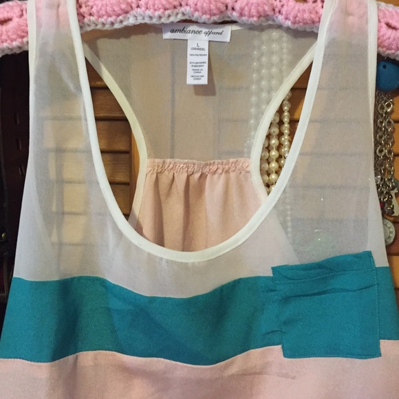 Color block tank - Picture 2 of 2