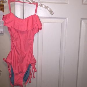 Jessica Simpson bathing suit