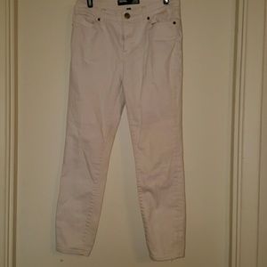 \\white skinny jeans\\