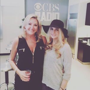 Meet your Posher, Whitney