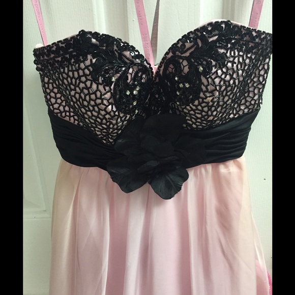 Prom dress! - Picture 2 of 3