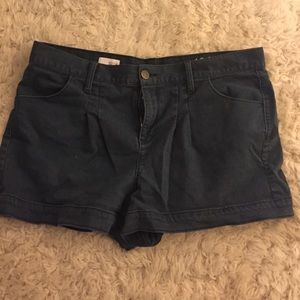 Gap shorts!