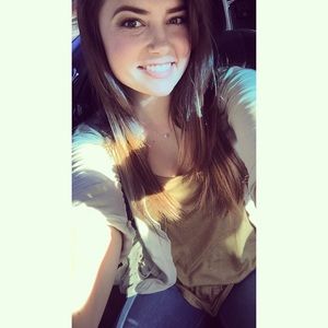 Meet your Posher, Katelyn