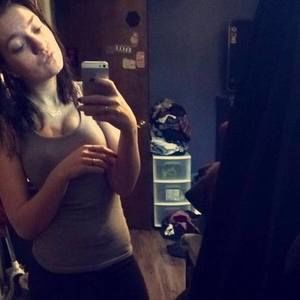 Meet your Posher, Dacey