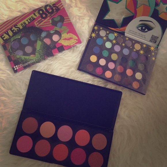BH eyeshadow and blush bundle