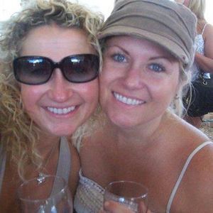 Meet your Posher, Lora