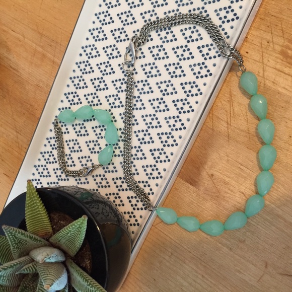 Mint Green Necklace with matching bracelet