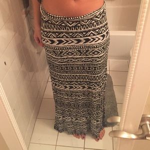 Maxi skirt