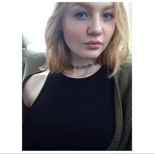 Meet your Posher, Elaina