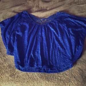 Blue flutter top