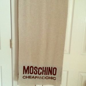 Moschino scarf