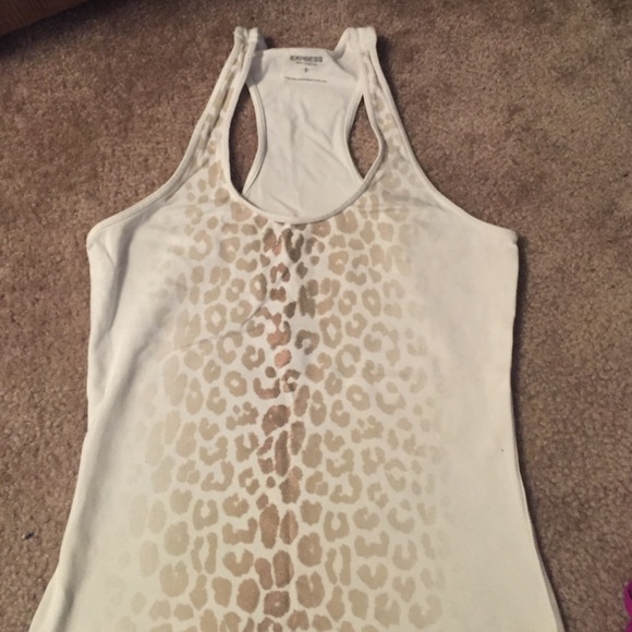 Express workout tank