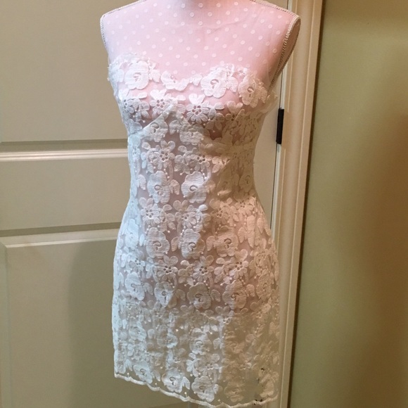Flower lace mini dress