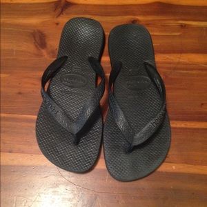 Black havaianas