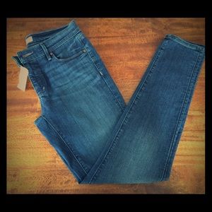 Ann Taylor Loft Modern Skinny Jeans; size- 6 (28)