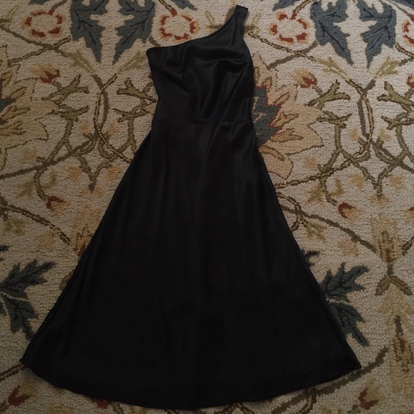 SALE! Silk cocktail dress Victorias Secret Moda