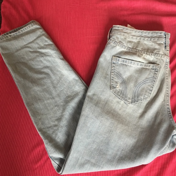 Hollister ripped denim in great condition. πππ - Picture 1 of 4
