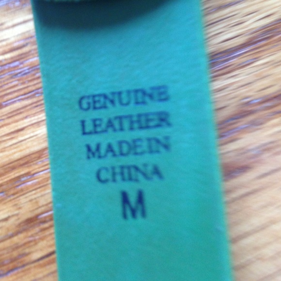 💕 Green genuine leather studded belt💕💕💕💕💕💕 - Picture 4 of 4