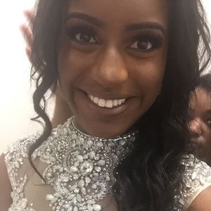 Meet your Posher, Ashlynn.