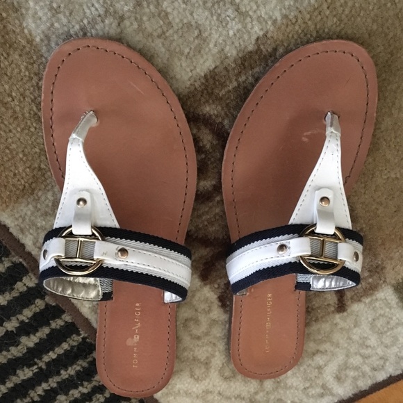 Tommy Hilfiger flip flops - Picture 2 of 3