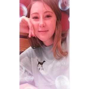 Meet your Posher, Brianna