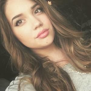 Meet your Posher, Leanna