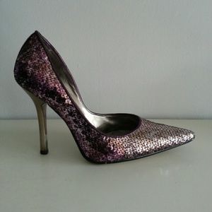 Guess Women's high heel shoes sz 6.5