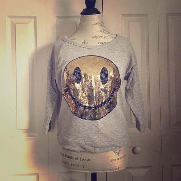 Forever 21 sweatshirt